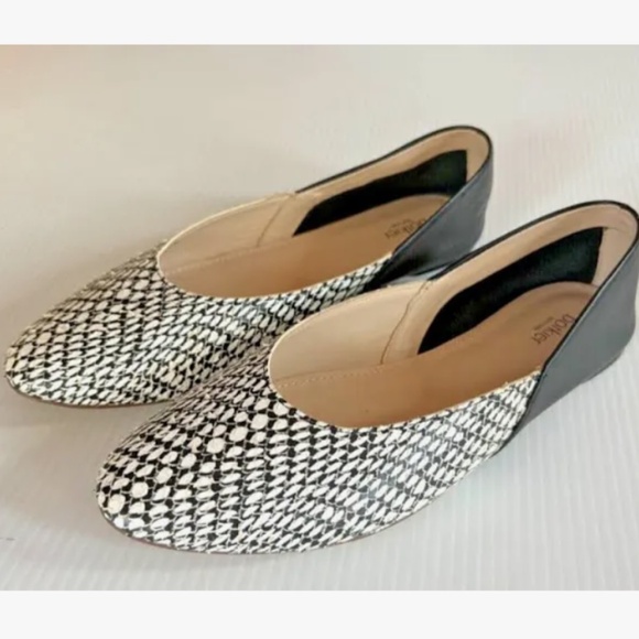 Botkier New York Britt Python Embossed Leather Flats Black White 8.5M - Picture 1 of 11